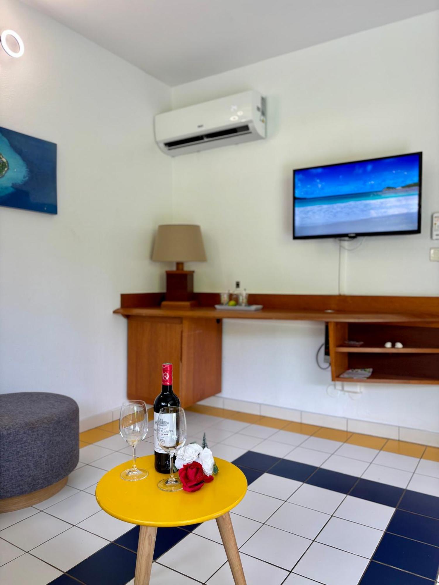 Katalea - Blue Dream, Plage, Piscine, Bar Grand-Bourg (Marie Galante) Exterior photo